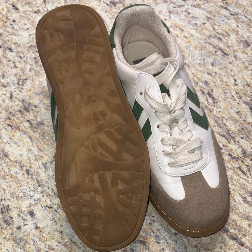 MIA White and Green Sneakers - Picture 4 of 5